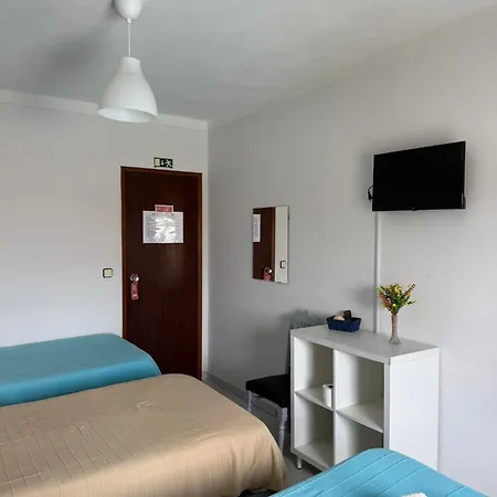 Dona Ines De Castro *