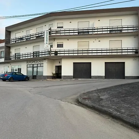 Dona Ines De Castro *