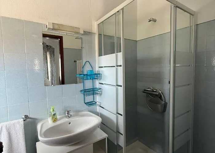 Dona Ines De Castro アトウギア・ダ・バレイア